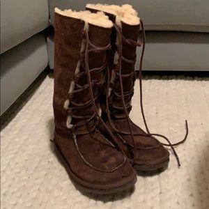 UGG BOOTS